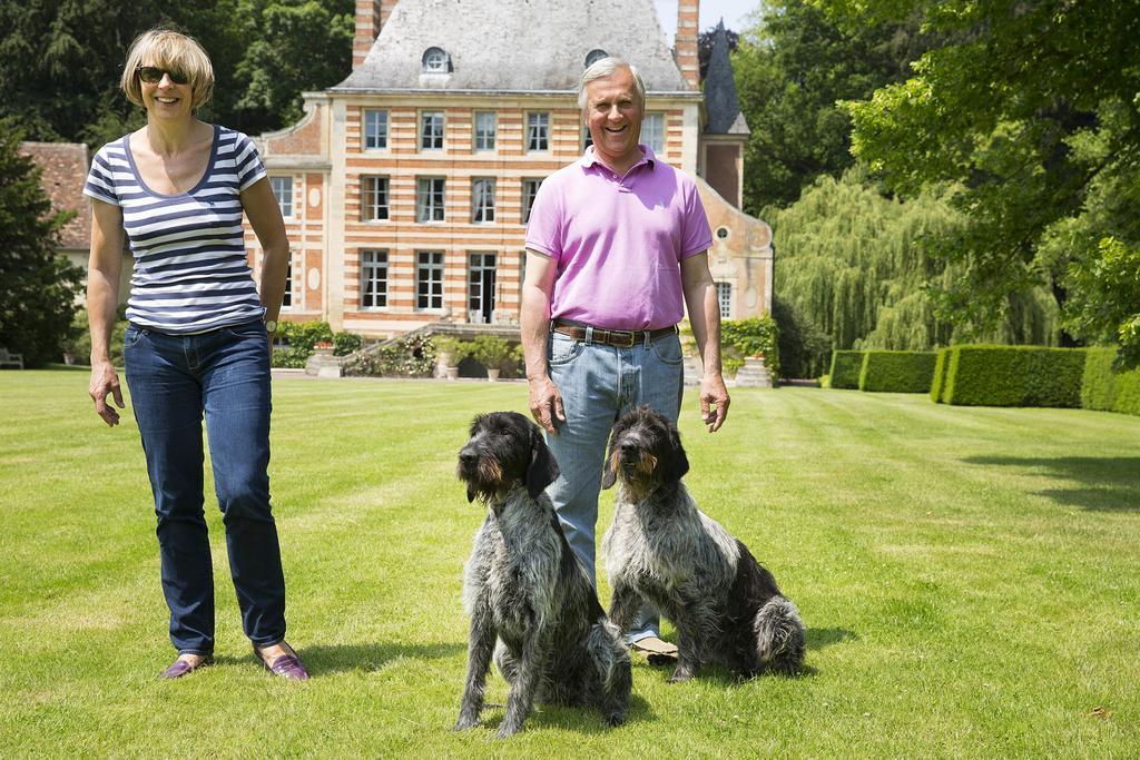 Chateau De Beneauville Bed and Breakfast Petiville  Buitenkant foto